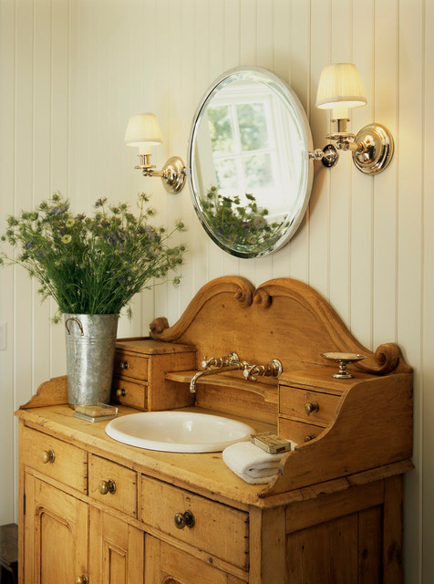 An Old Dresser Turns Into A Bathroom, How To Use An Old Dresser As A Bathroom Vanity